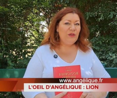 Angélique astrologue présente le signe du lion ainsi que son livre sur la chaine Voyage Voyance